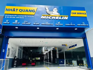 SHOWROOM Ô TÔ & DỊCH VỤ