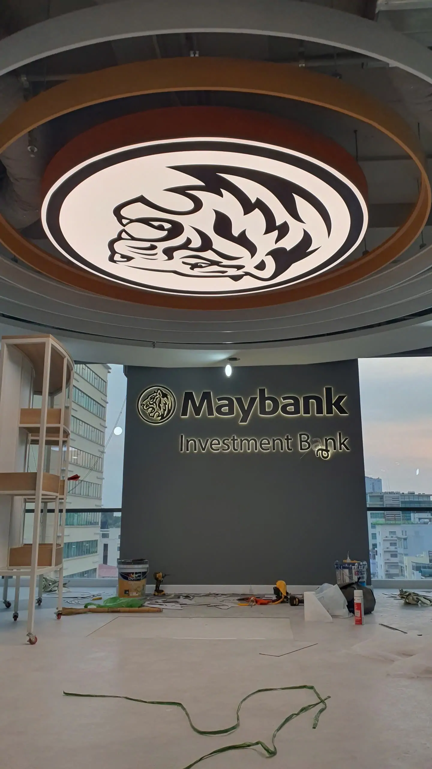 c&ocirc;ng tr&igrave;nh trần xuy&ecirc;n s&aacute;ng barrisol 14